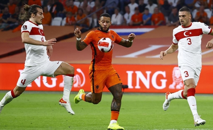 A Milli Futbol Takımı Hollanda'da ağır yara aldı