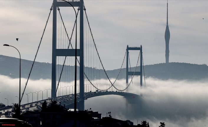 İstanbul'da yoğun sis etkili oluyor