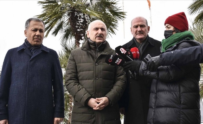 Bakan Karaismailoğlu: Mahmutbey-Hadımköy ve Yassıören-Çatalca arasında terk edilmiş araçların kaldırılması devam ediyor