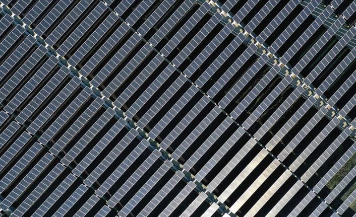 Türkiye'nin güneş enerjisi kurulu gücü 7 bin 816 megavata ulaştı