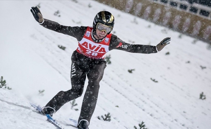 Fatih Arda İpçioğlu, olimpiyatlarda kayakla atlamada elemeleri geçen ilk Türk oldu