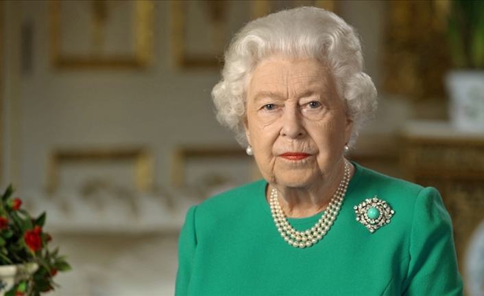 İngiltere Kraliçesi 2. Elizabeth Kovid-19'a yakalandı