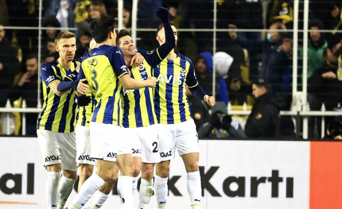 Fenerbahçe, Süper Lig'de Alanyaspor'a konuk olacak