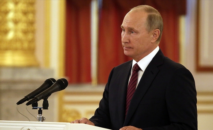 Putin: Bize uygulanan yaptırımlar Rusya'ya savaş ilan etmek gibidir