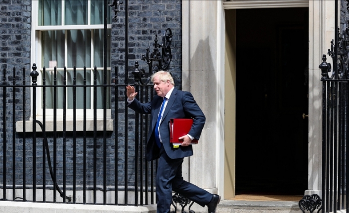 Boris Johnson'ı istifaya götüren süreç