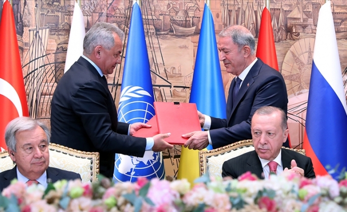 Dünya, İstanbul'daki tahıl koridoru anlaşması için Türkiye'yi tebrik etti