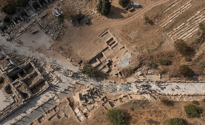 Efes Antik Kenti'nde son keşif Bizans Dönemi'ne ait 1400 yıllık mahalle oldu