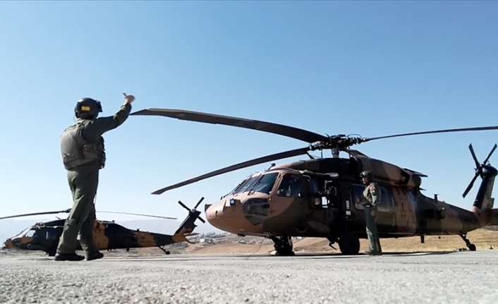 En zorlu arazilere düzenlenen hava hücum harekâtlarının isimsiz kahramanları: Helikopter pilotları