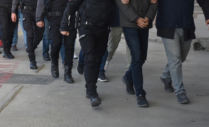 İstanbul merkezli 10 ilde yapılan FETÖ operasyonunda 37 zanlı yakalandı
