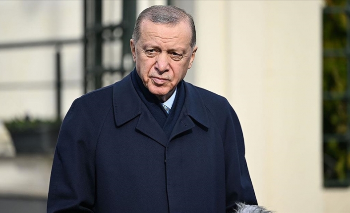 Cumhurbaşkanı Erdoğan, depreme ilişkin çalışmaları koordine etmek üzere AFAD Başkanlığına geçiyor