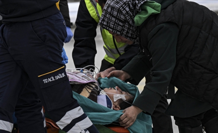 Kahramanmaraş'ta depremin 248. saatinde kurtarılan Aleyna, Ankara'da tedavi altına alındı