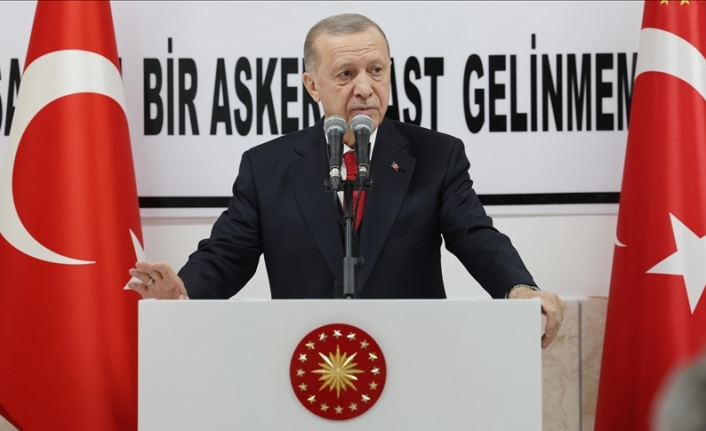 Cumhurbaşkanı Erdoğan: Askerlerimizin deprem bölgesinde fedakarca yürüttüğü çalışmaları iyi biliyoruz