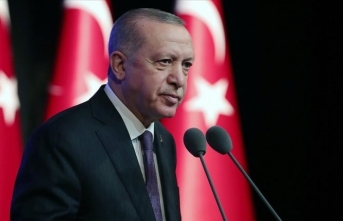 Cumhurbaşkanı Erdoğan: Yunanistan'dan hak ve menfaatlerimize saygı göstermesini bekliyoruz