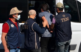 İzmir merkezli 41 il ve KKTC'de FETÖ'ye yönelik operasyonda gözaltı sayısı 157'ye yükseldi