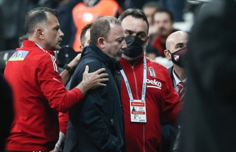Beşiktaş Teknik Direktörü Sergen Yalçın, PFDK'ye sevk edildi