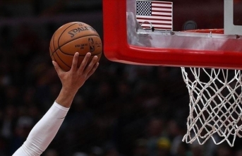 Ömer NBA'deki hazırlık maçında 'double double' yaptı