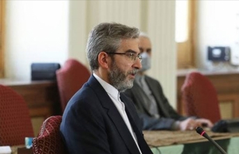 İran Batılı tarafları nükleer müzakerelerde adım atmamakla suçluyor