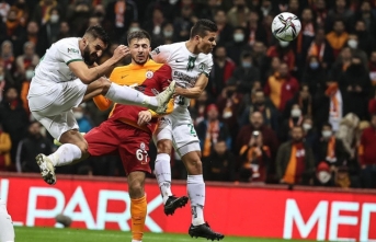 Galatasaray sezonun ikinci yarısına Giresunspor yenilgisiyle başladı