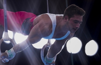 Milli cimnastikçi İbrahim Çolak, Dünya Kupası'nda altın madalya kazandı