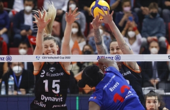 Eczacıbaşı Dynavit Kadın Voleybol Takımı, CEV Kupası finalinde şampiyon oldu