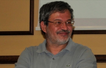 Karikatürist Latif Demirci hayatını kaybetti