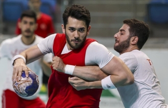 Türk hentbolunun Avrupa'daki yıldızları milli takımda başarı istiyor