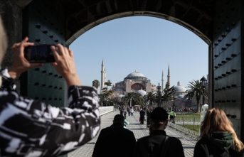 İstanbul'a haziranda gelen turist sayısı 2021'in aynı ayına göre yüzde 115 arttı