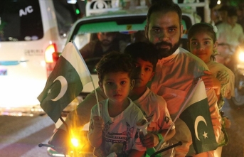 Pakistan bağımsızlığının 75'inci yılını kutluyor