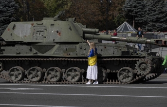 Ukrayna'da 31. Bağımsızlık Günü savaşın gölgesinde geçiyor