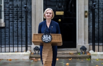 İngiltere, siyasi istikrarsızlığın gölgesinde 1 yılda 3'üncü başbakanını bekliyor