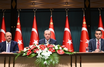 Cumhurbaşkanı Erdoğan: 2023 yılında uygulanacak net asgari ücret 8 bin 506 lira