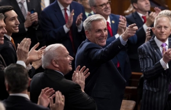 ABD Temsilciler Meclisinin yeni başkanı 15 oylamanın ardından Kevin McCarthy oldu