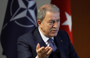 Bakan Akar: İsveç Savunma Bakanı Jonson’un Türkiye ziyaretini iptal ettik