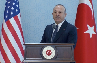 Bakan Çavuşoğlu: ABD'den şartlara bağlanarak F-16 almamız mümkün olmaz