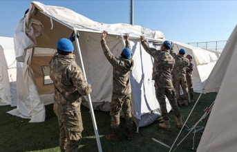 Kahramanmaraş'ta komandoların kurduğu çadır kent, 3200 depremzedeyi ağırlıyor