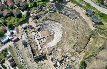 Kazı çalışmalarının sürdüğü Prusias ad Hypium Antik Kenti, FPV dron ile görüntülendi