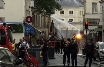 Paris'te gaz kaçağı kaynaklı patlamada 37 kişi yaralandı