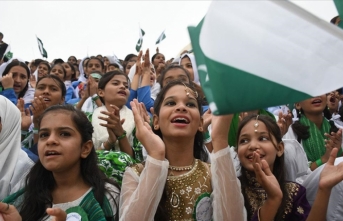 Pakistan'da bağımsızlığın 76. yılı coşkuyla kutlanıyor