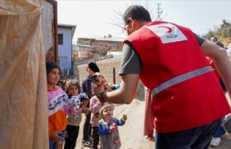 Türk Kızılay depremzede şehit yakınlarını da yalnız bırakmıyor
