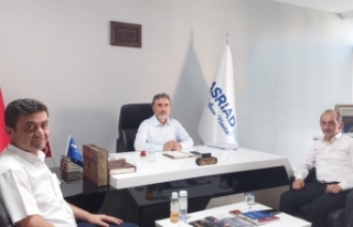 AYYB Başkanı Dr. Cengiz'den Av. Mustafa Hamarat'a...