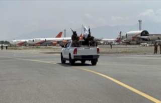 ABD askerlerinin terk ettiği Kabil Havaalanı'nı...