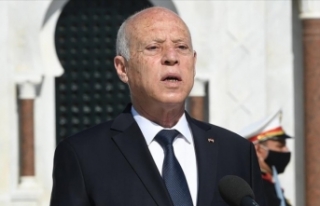 Tunus Cumhurbaşkanı Said, yasama yetkisini kendisine...