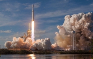 SpaceX, 2022 başında Starship'i dünya yörüngesine...
