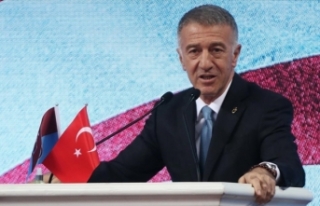 Trabzonspor Başkanı Ahmet Ağaoğlu, koronavirüse...