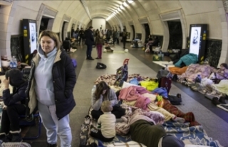 Savaş nedeniyle Kiev sakinleri 1 aydır metro istasyonlarına...
