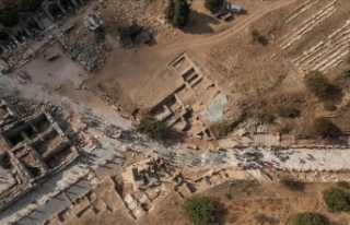 Efes Antik Kenti'nde son keşif Bizans Dönemi'ne...