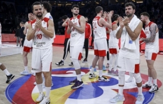 A Milli Erkek Basketbol Takımı, yarın Sırbistan'a...