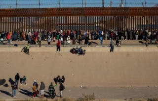 ABD'nin Meksika sınırına düzensiz göçmen...