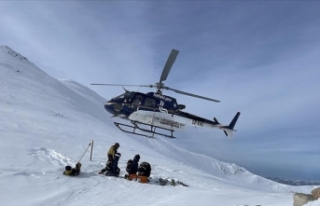 Kaçkar Dağları Avrupa'da helikopterli kayağın...