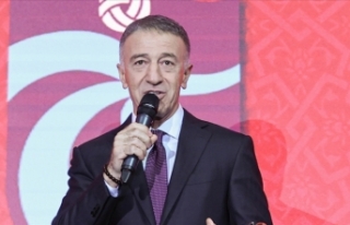 Trabzonspor Kulübü Başkanı Ağaoğlu görevinden...